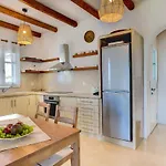 Punda Paros Villa Piso Livadi