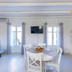 Punda Paros Villa